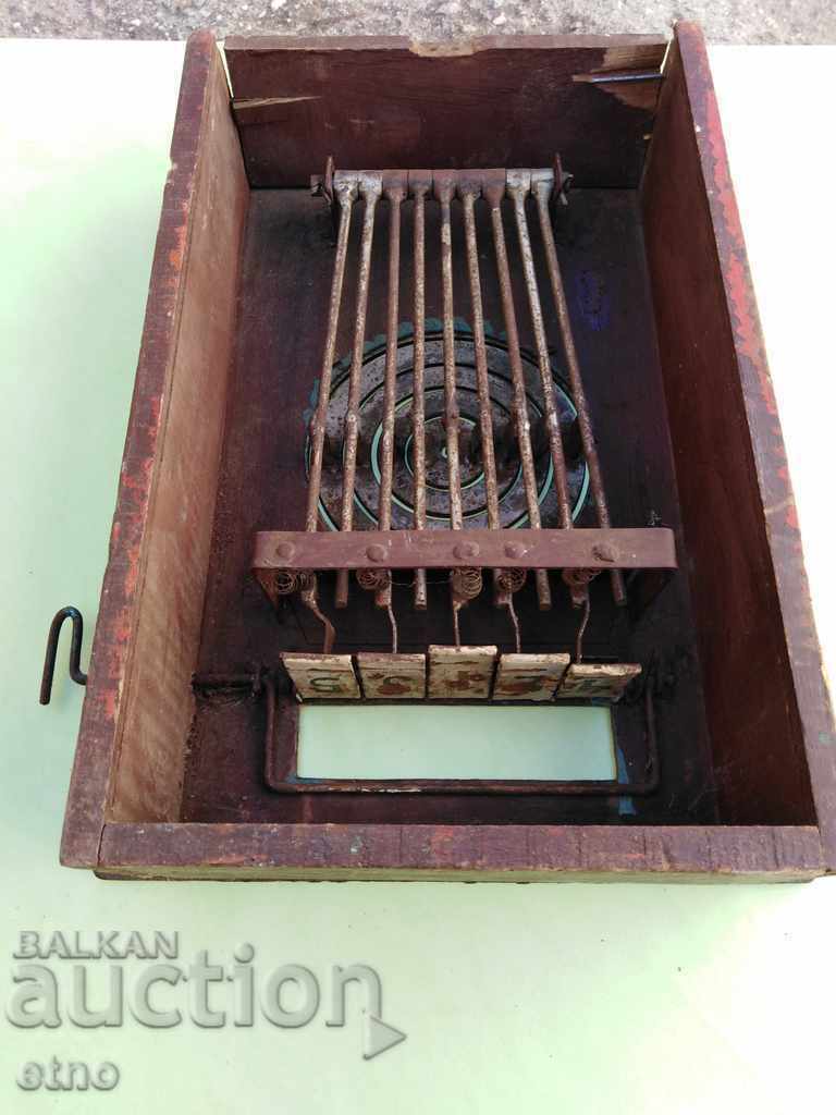 Delivery of RETRO MECHANICAL SHOOTING RANGE TARGET FROM THE 1980s, NRB