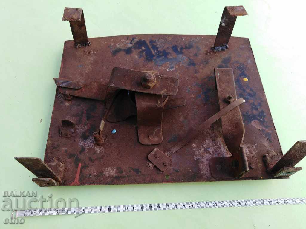 Auction  RETRO MECHANICAL SHOOTING RANGE TARGET FROM THE 80S, toy