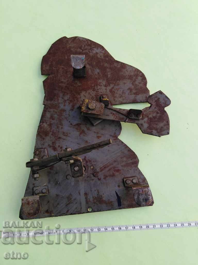 Auction RETRO MECHANICAL SHOOTING RANGE TARGET FROM THE 1980s, NRB Auction RETRO MECHANICAL SHOOTING RANGE TARGET FROM THE 1980s, NRB