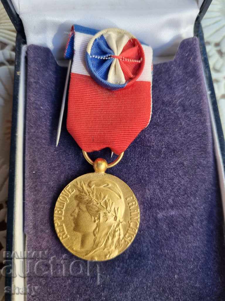 Γαλλικό μετάλλιο. Σειρά