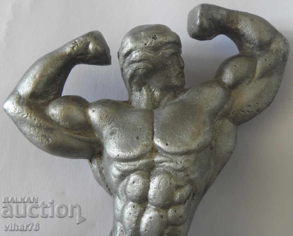 Statuette-figure with price 119.99 BGN | € 61.35 Statuette-figure with price 119.99 BGN | € 61.35