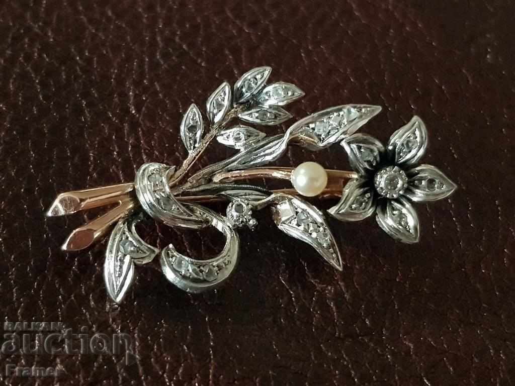 Delivery of Gold with diamond pearl and silver antique brooch Art Novo Delivery of Gold with diamond pearl and silver antique brooch Art Novo