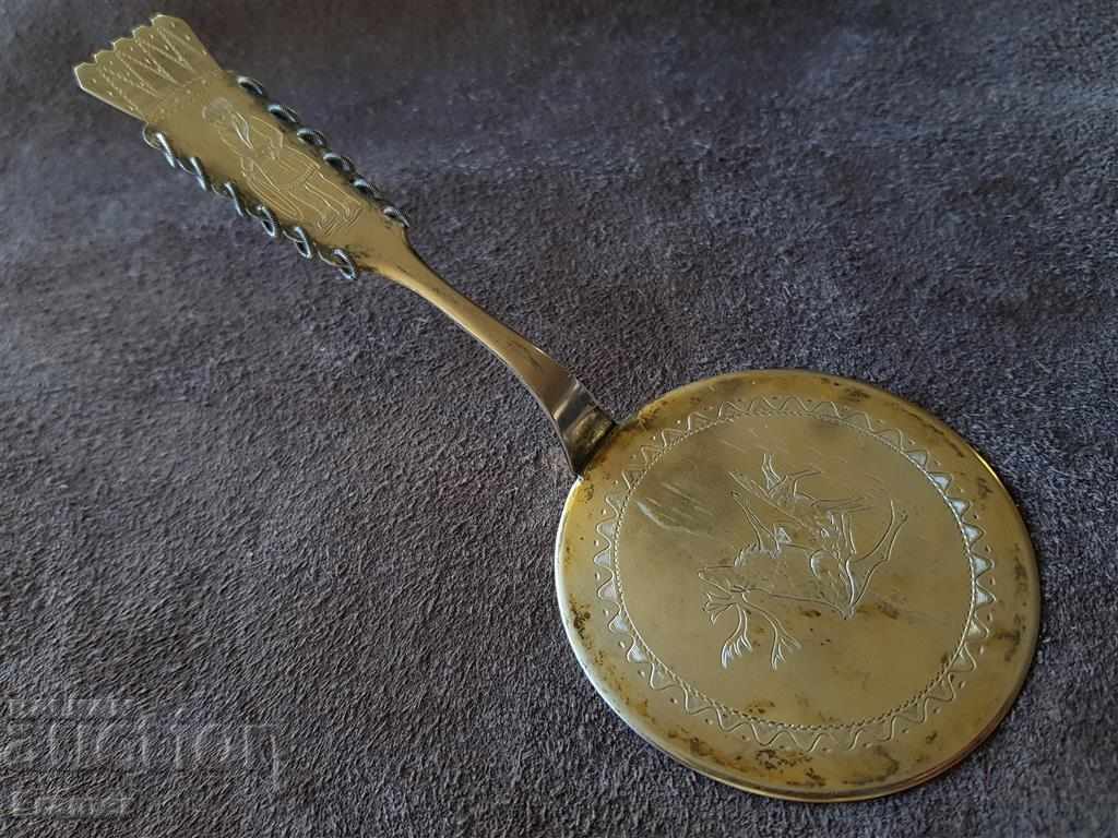 Silver hand engraved Swedish SAMI Lapland spoon with price 155.00 BGN | € 79.25 Silver hand engraved Swedish SAMI Lapland spoon with price 155.00 BGN | € 79.25