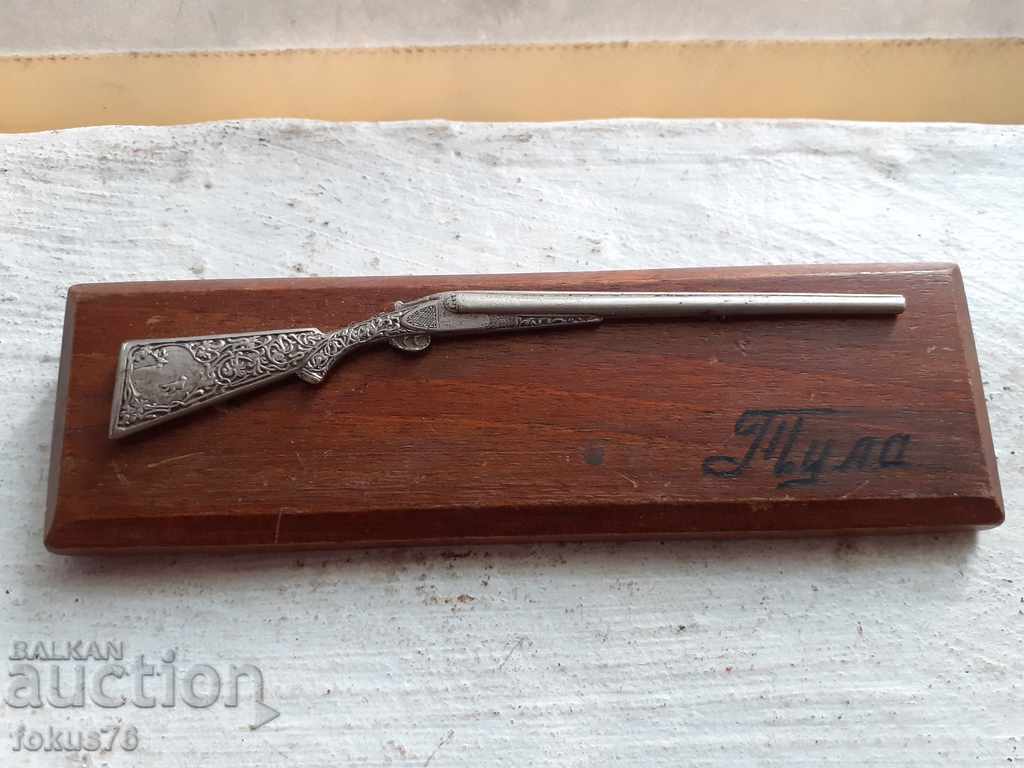 Rare Russian souvenir of the Tula weapons factory with price 119.00 BGN | € 60.84 Rare Russian souvenir of the Tula weapons factory with price 119.00 BGN | € 60.84