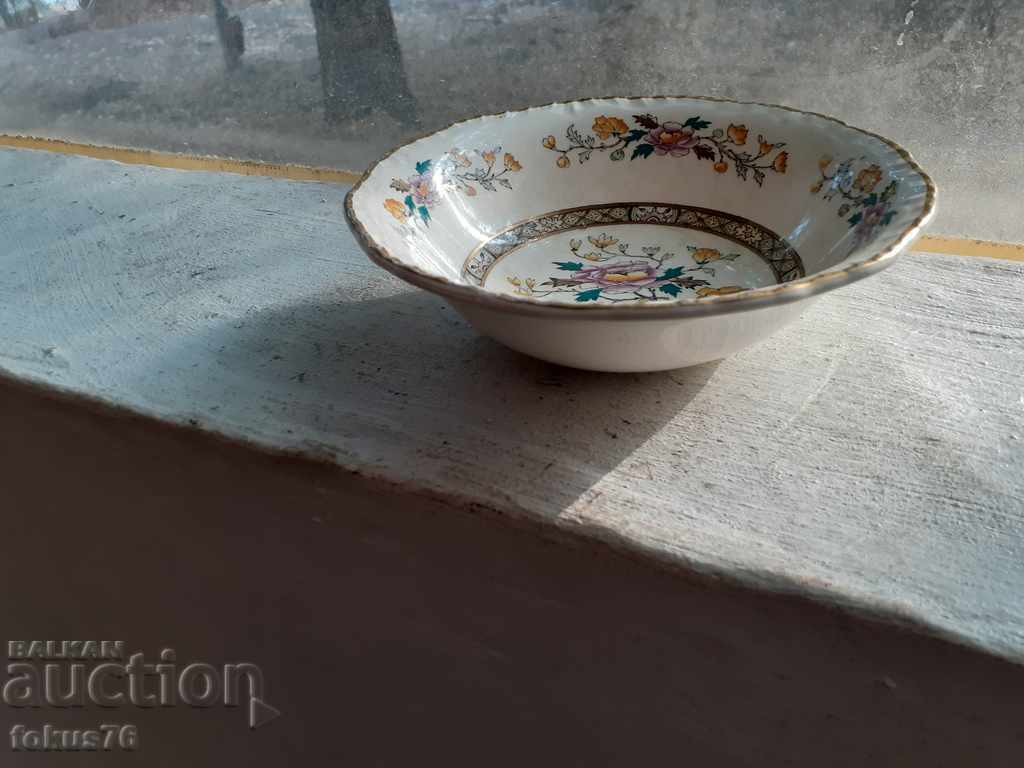 Auction Mason's Very old and rare English porcelain Auction Mason's Very old and rare English porcelain