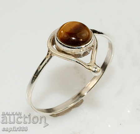 STYLISH RING WITH A TIGER'S EYE
