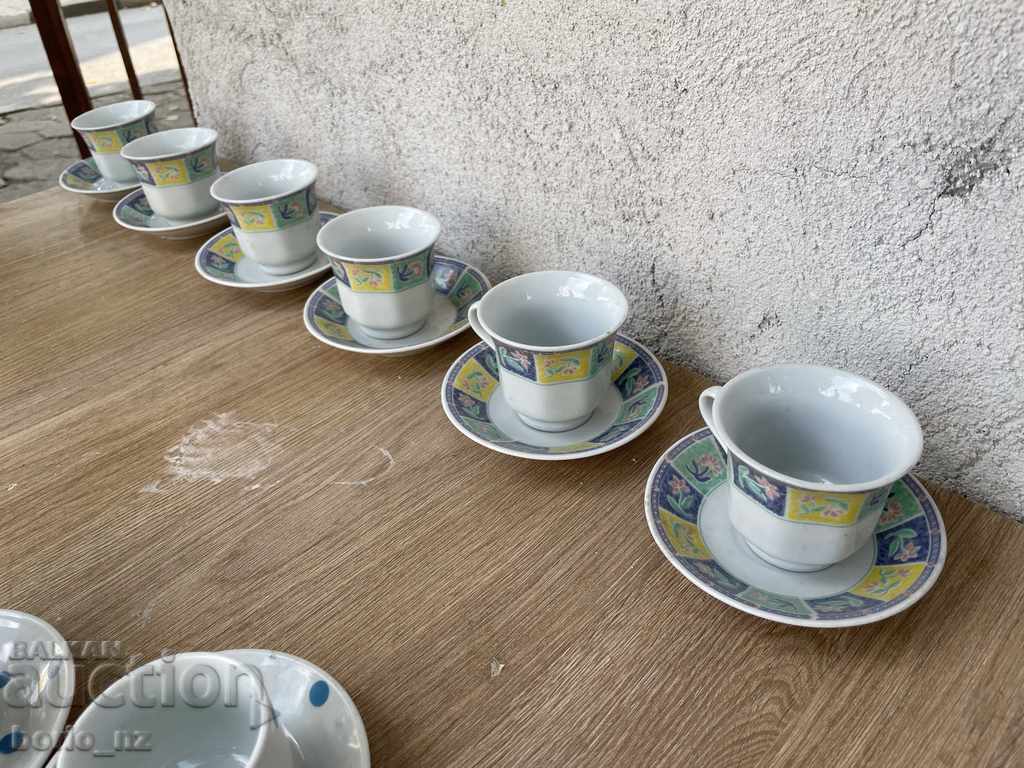 Auction 10697. SERVICE COFFEE CUPS PORCELAIN Auction 10697. SERVICE COFFEE CUPS PORCELAIN