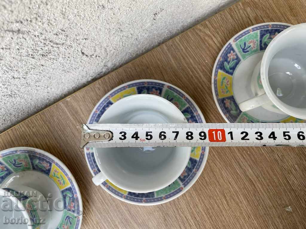 10697. SERVICE COFFEE CUPS PORCELAIN - 7 10697. SERVICE COFFEE CUPS PORCELAIN - 7