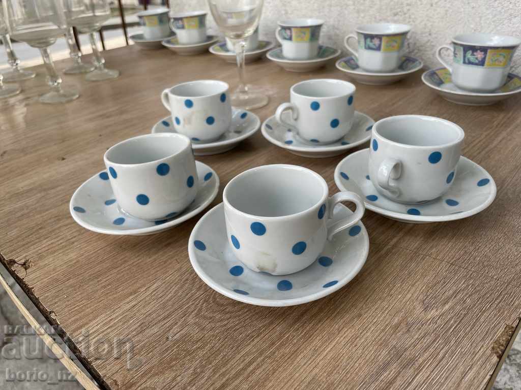 Auction 10698. SERVICE COFFEE CUP PORCELAIN Auction 10698. SERVICE COFFEE CUP PORCELAIN