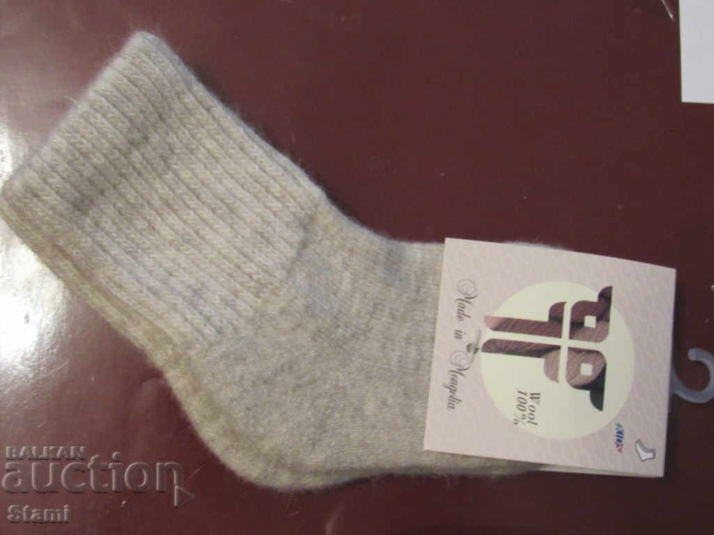 Машинно плетени детски чорапи от 100 % вълна, размер 1