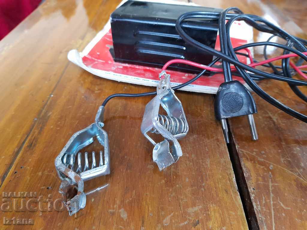 Old battery charger with price 40.00 BGN | € 20.45 Old battery charger with price 40.00 BGN | € 20.45