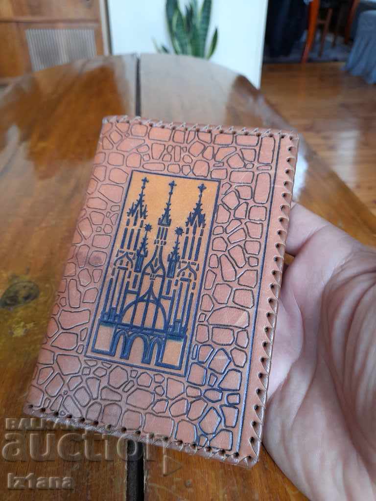 Old leather wallet, purse with price 15.00 BGN | € 7.67