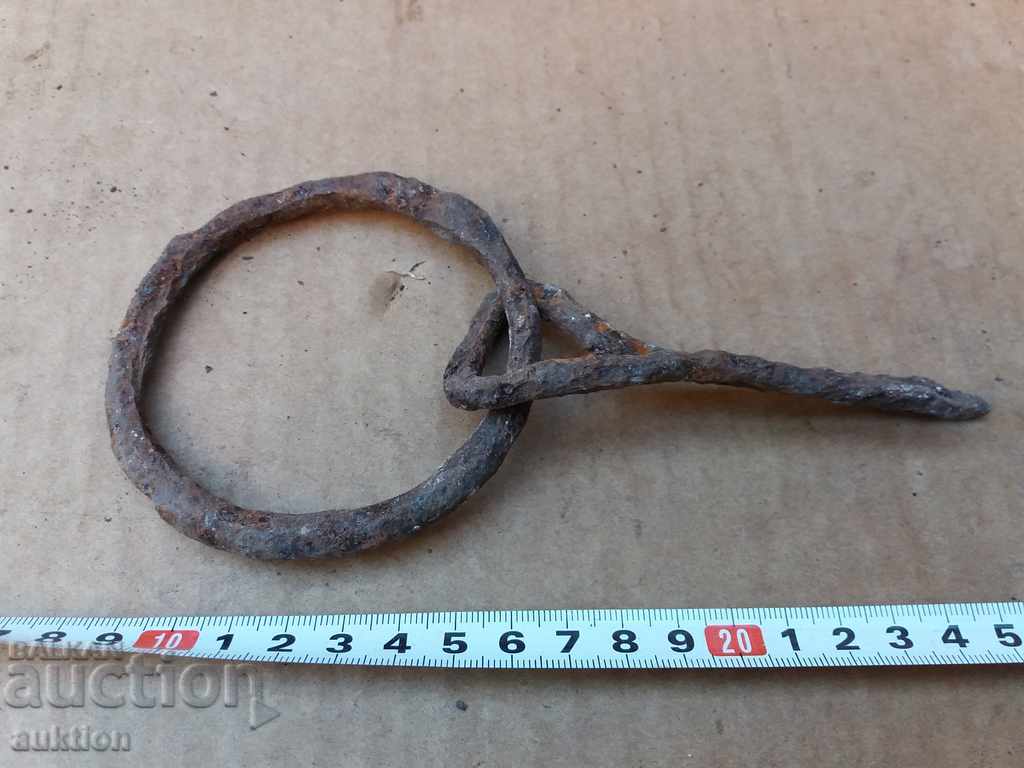 OLD MASSIVE FORGED GATE LOCK - REVIVAL - 5 OLD MASSIVE FORGED GATE LOCK - REVIVAL - 5