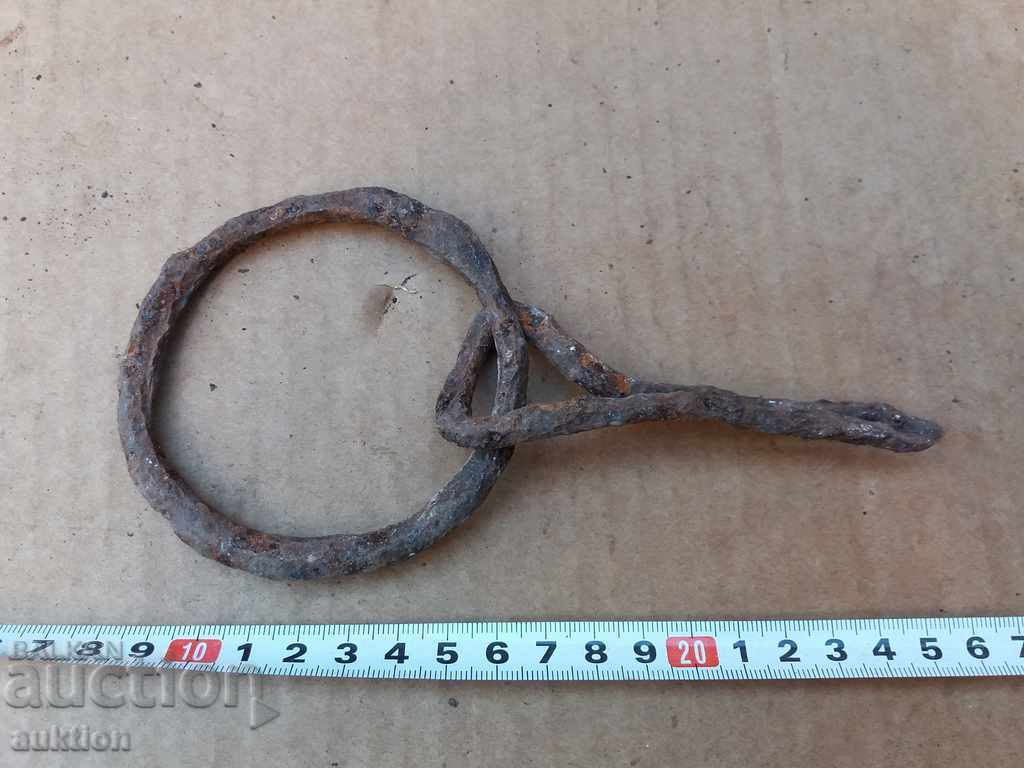 OLD MASSIVE FORGED GATE LOCK - REVIVAL - 6 OLD MASSIVE FORGED GATE LOCK - REVIVAL - 6