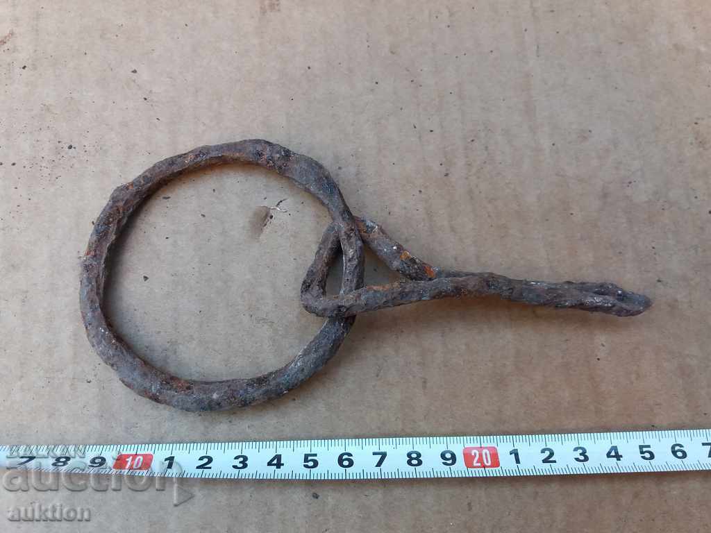 OLD MASSIVE FORGED GATE LOCK - REVIVAL - 7 OLD MASSIVE FORGED GATE LOCK - REVIVAL - 7