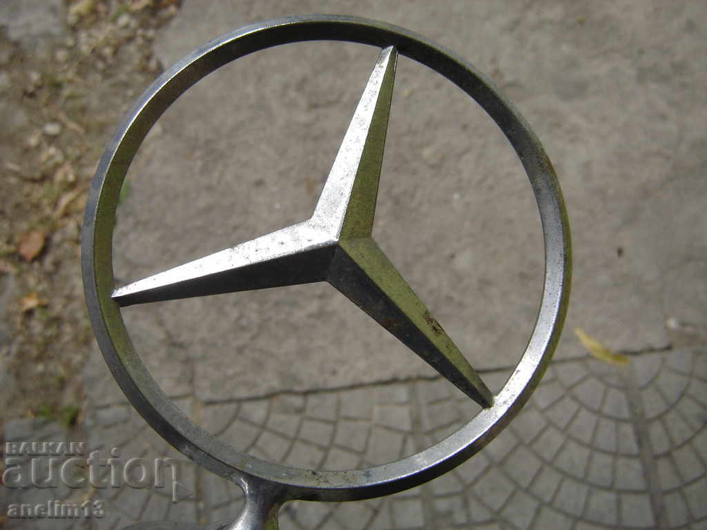 Auction RETRO EMBLEM FOR MERCEDES Auction RETRO EMBLEM FOR MERCEDES
