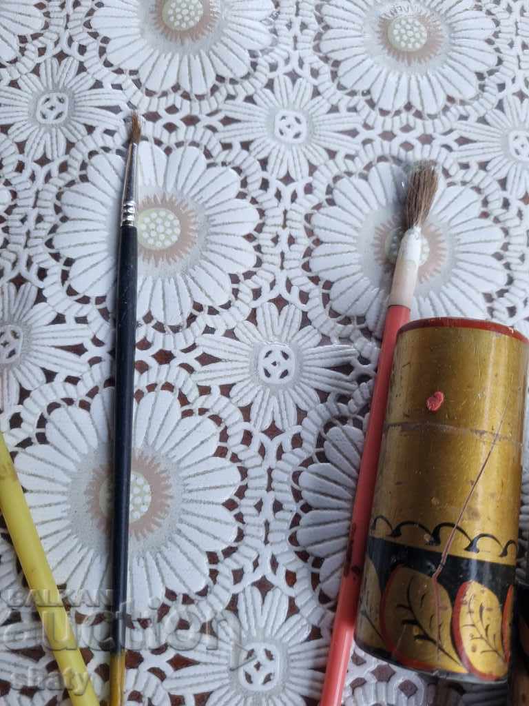 Auction  Russian paint brushes