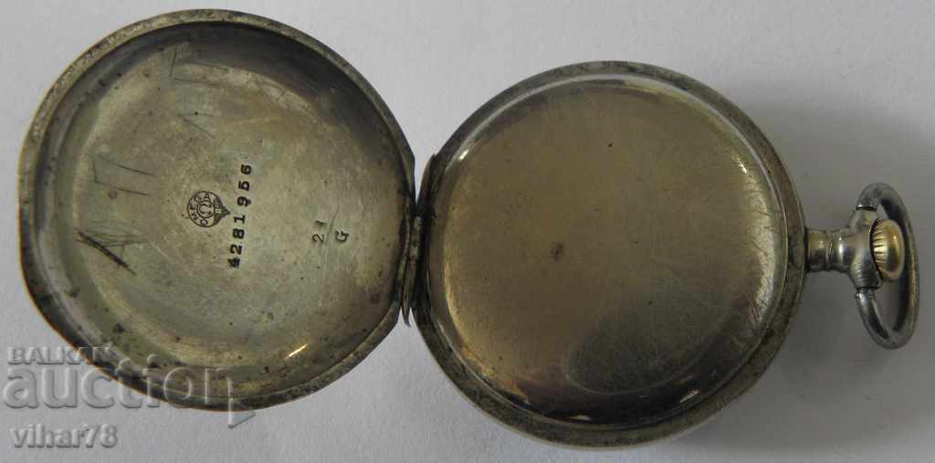 Delivery of SMALL POCKET WATCH OMEGA-OMEGA-NOT WORKING