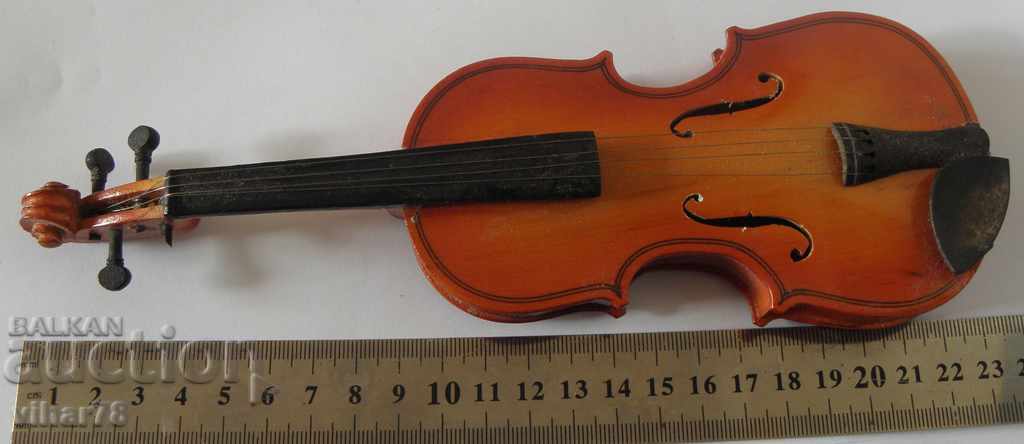 Аукцион малка цигулка Аукцион малка цигулка