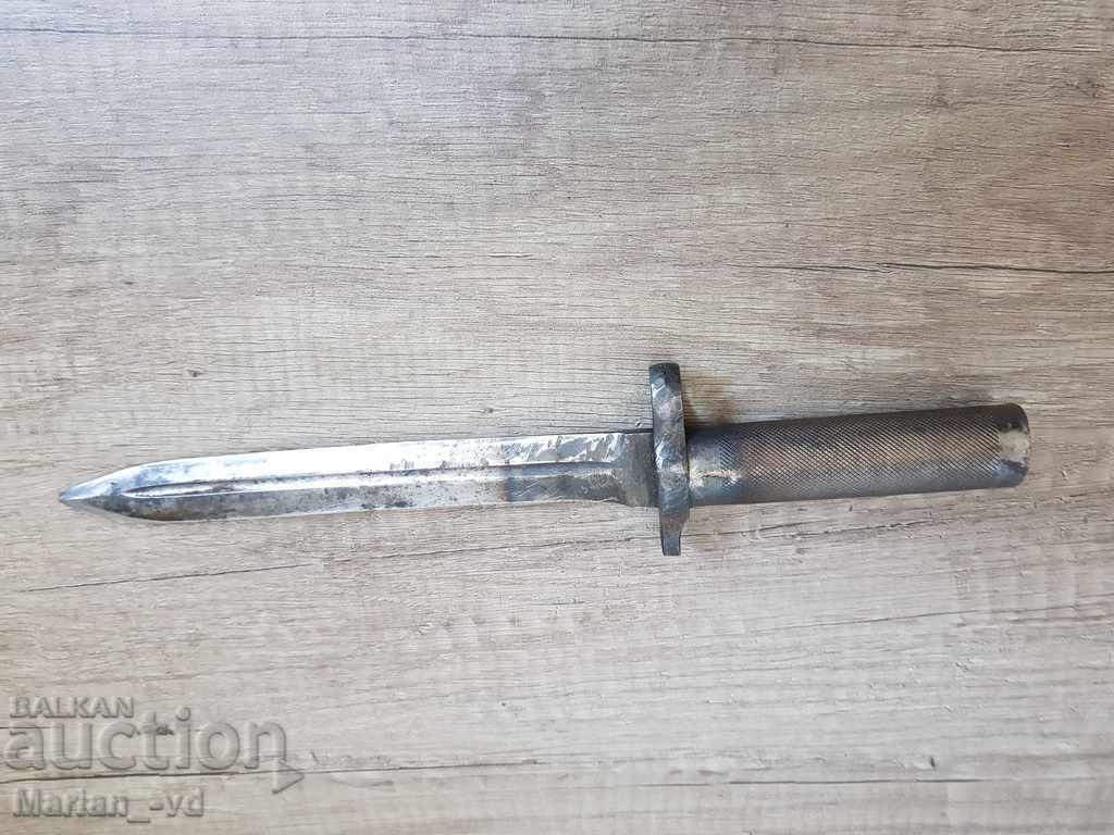 Auction old bayonet Auction old bayonet