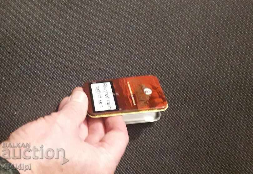 Декоративна кутийка с цена € 3.00 | 5.87 лв.