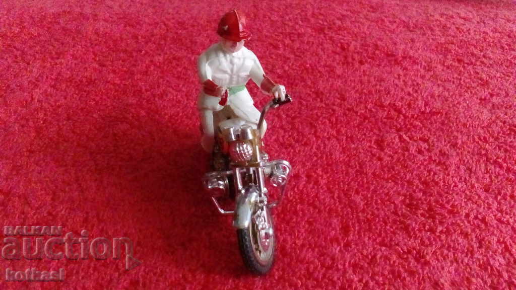 Delivery of Small motor biker metal plastic Delivery of Small motor biker metal plastic