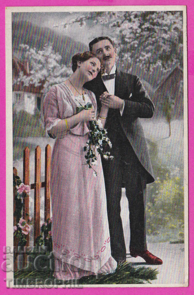 Auction  270551 / Romance In love man and woman old photo
