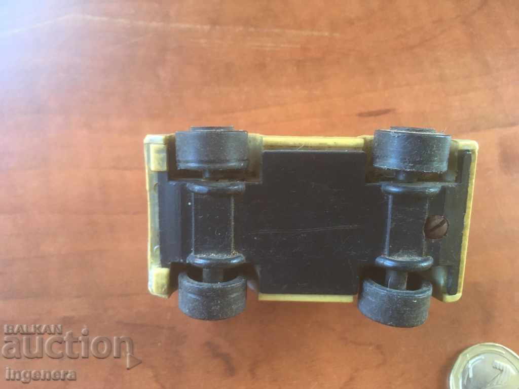 FIȘĂ DE AMBULANȚĂ A JUCĂRIEI Cărucior vechi - 7 FIȘĂ DE AMBULANȚĂ A JUCĂRIEI Cărucior vechi - 7