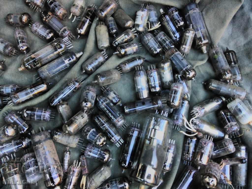 Δημοπρασία Παλιές λάμπες τηλεόρασης και ραδιοφώνου Δημοπρασία Παλιές λάμπες τηλεόρασης και ραδιοφώνου