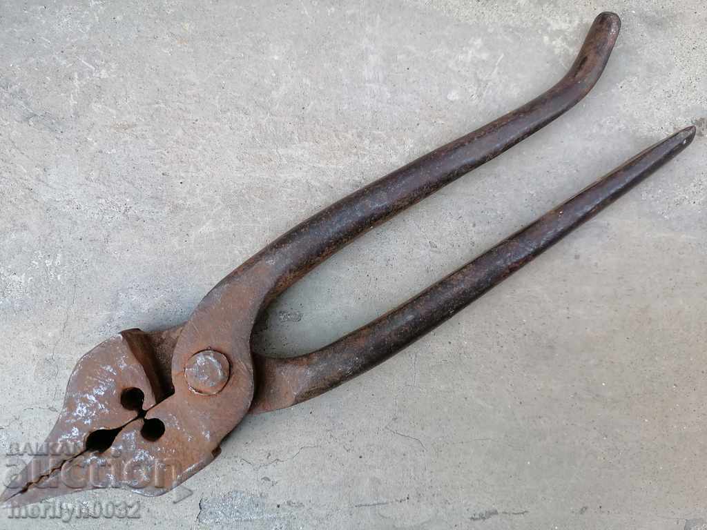 Army pliers for ammunition disposal with price 45.00 BGN | € 23.01 Army pliers for ammunition disposal with price 45.00 BGN | € 23.01