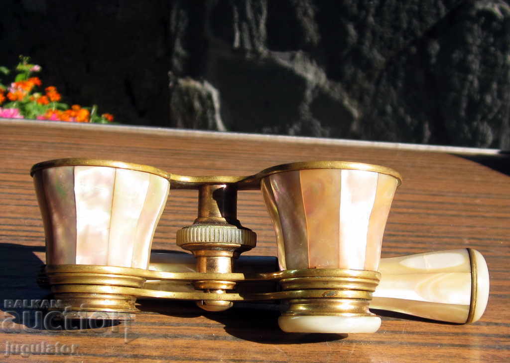 Auction  old mother of pearl binoculars mother of pearl binoculars with mother of pearl handle