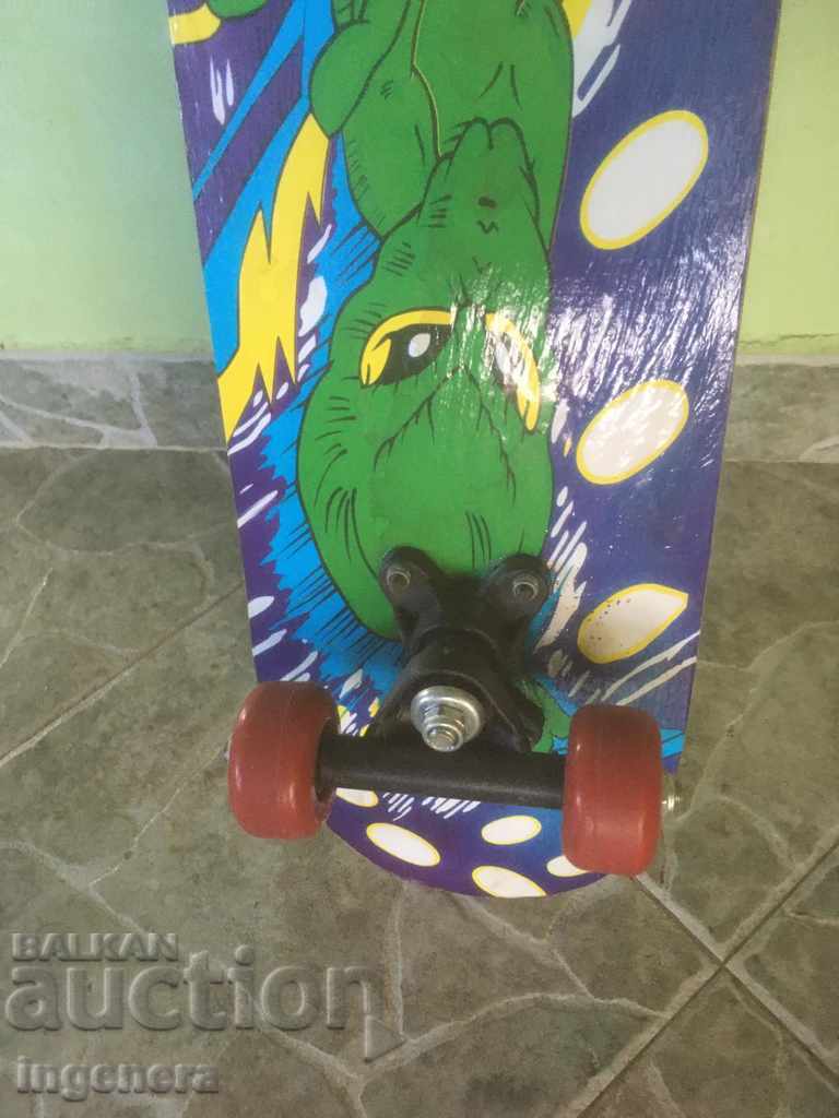 Auction SKATEBOARD Auction SKATEBOARD