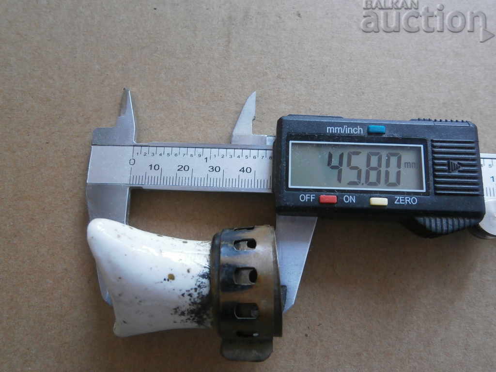 παλιό poe Celan μέρος της λάμπας αερίου φαναριού Β' Παγκόσμιος Πόλεμος με τιμή 31.00 BGN | € 15.85 παλιό poe Celan μέρος της λάμπας αερίου φαναριού Β' Παγκόσμιος Πόλεμος με τιμή 31.00 BGN | € 15.85