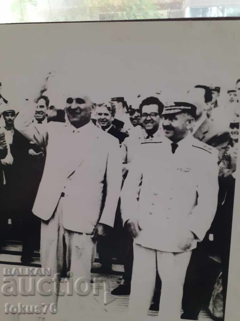 Auction Big old photo poster social propaganda thick cardboard 6 Auction Big old photo poster social propaganda thick cardboard 6