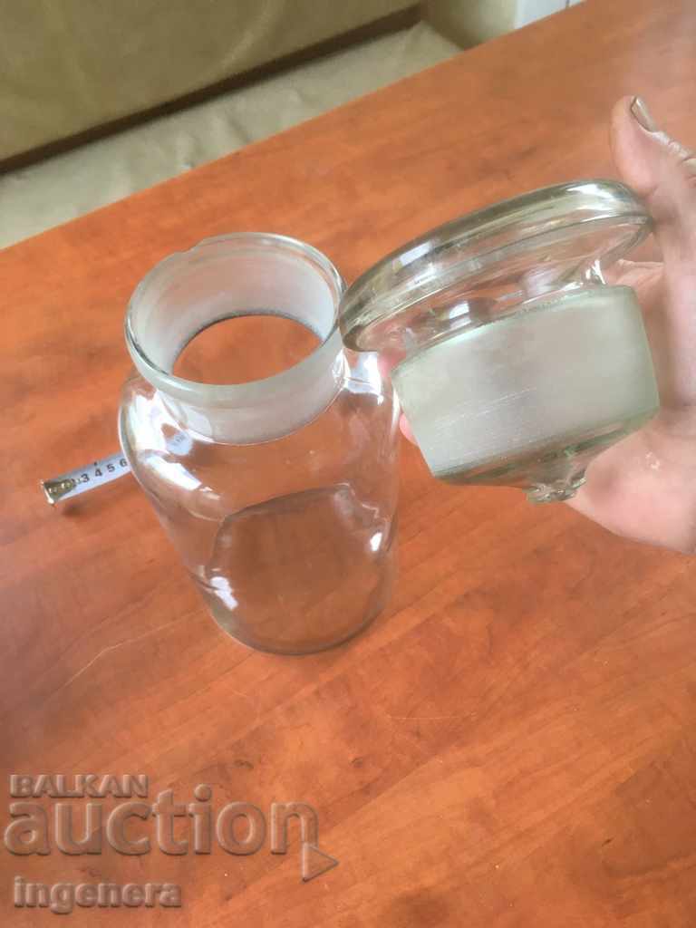 Licitație BORCAN DIN STICLĂ URIAȘ PENTRU MURĂTURI