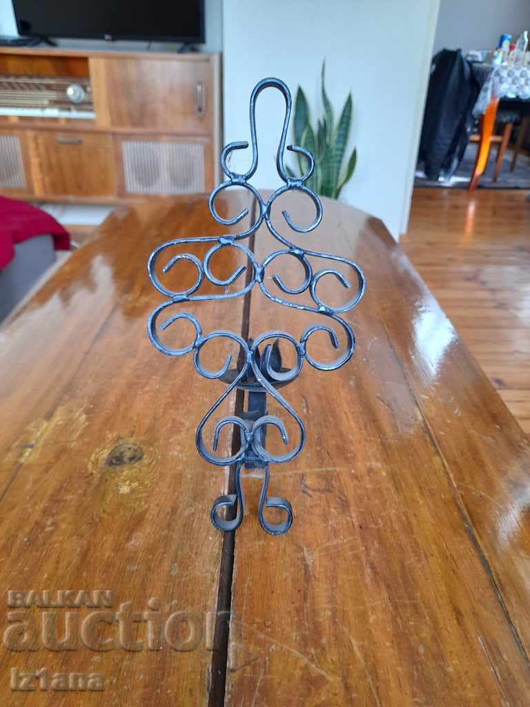 Delivery of Large wall sconce Delivery of Large wall sconce