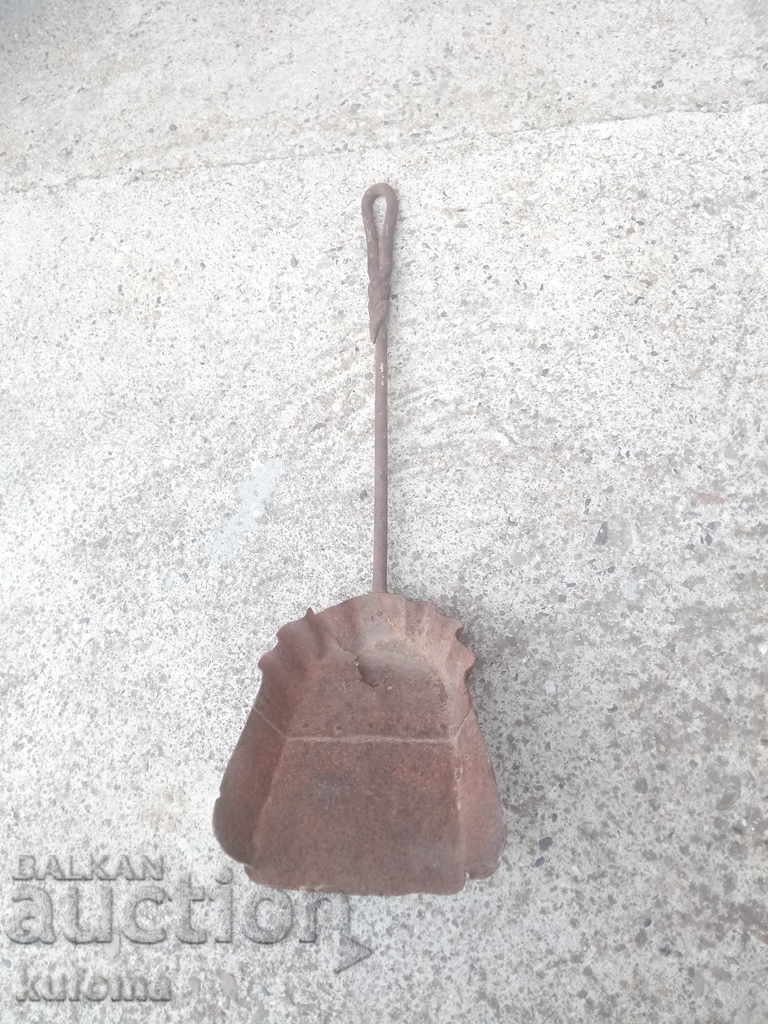 Ancient shovel