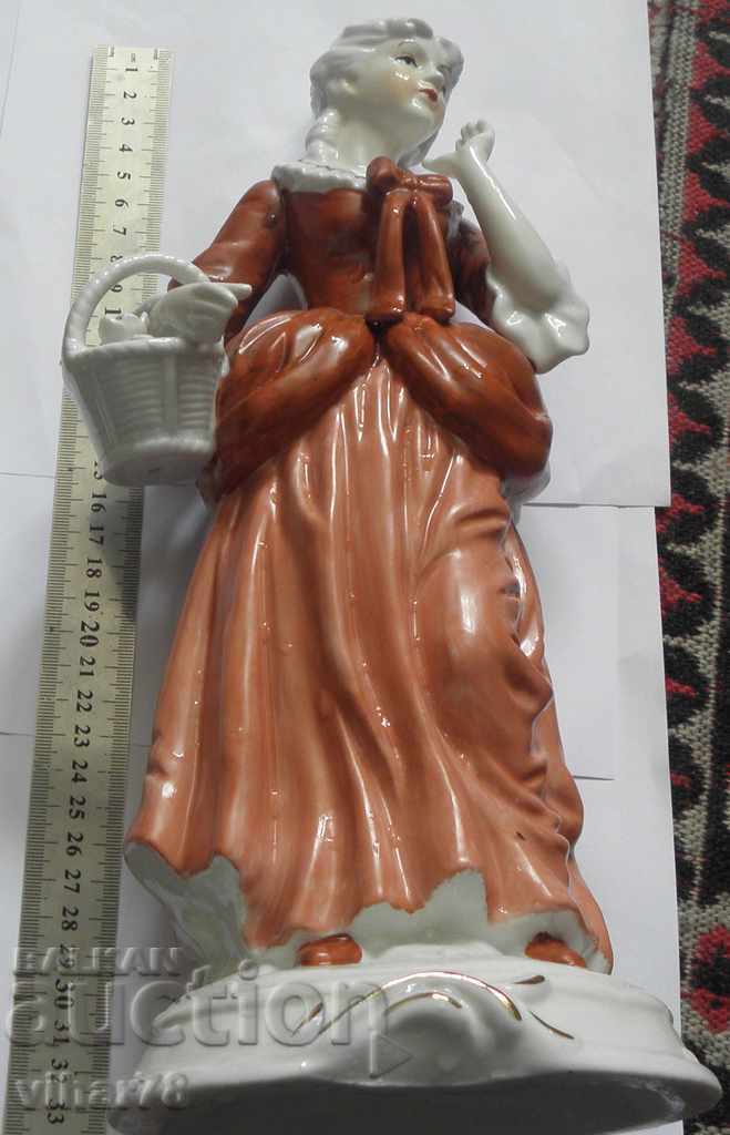 фигура с цена € 69.99 | 136.89 лв.