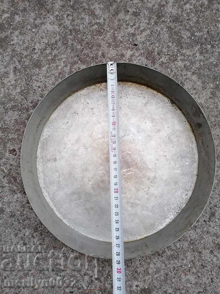 Delivery of Banitsa tray, baker, tray, blue, copper pot Delivery of Banitsa tray, baker, tray, blue, copper pot