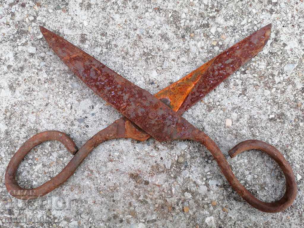 Old wrought iron scissors, knife, wrought iron scissors - 6 Old wrought iron scissors, knife, wrought iron scissors - 6
