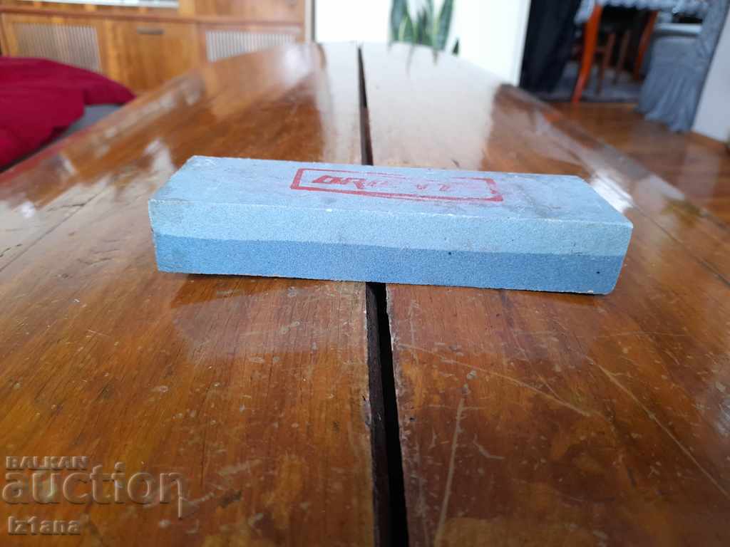 Old Orient knife and blade sharpener with price 33.00 BGN | € 16.87 Old Orient knife and blade sharpener with price 33.00 BGN | € 16.87