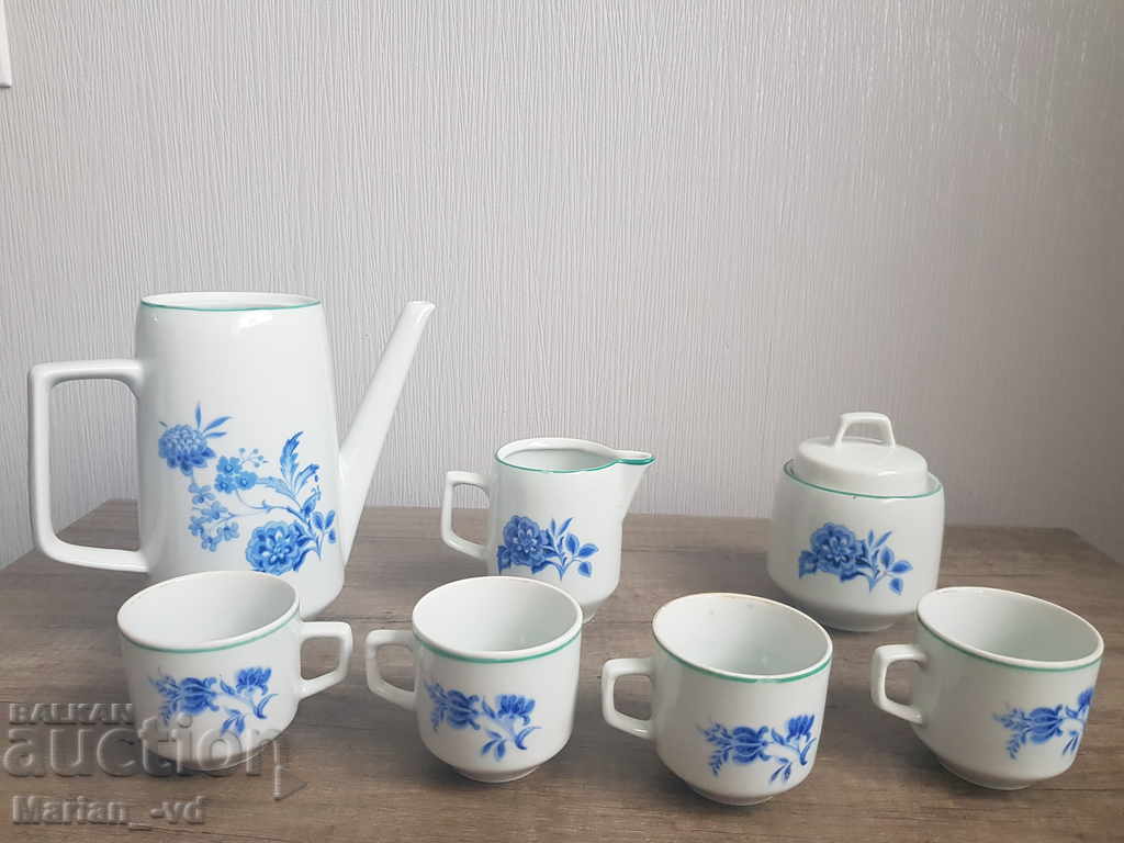 Vechiul serviciu de cafea din porțelan - 6 Vechiul serviciu de cafea din porțelan - 6