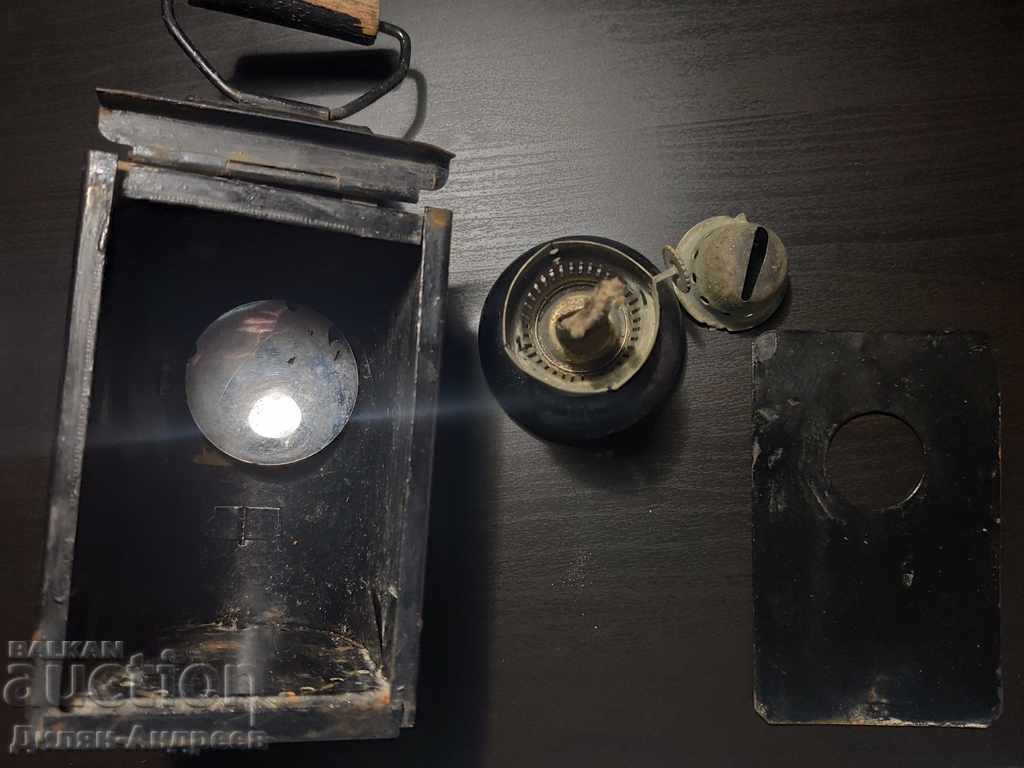 Παλαιό φανάρι τσέπης με τιμή 30.00 BGN | € 15.34