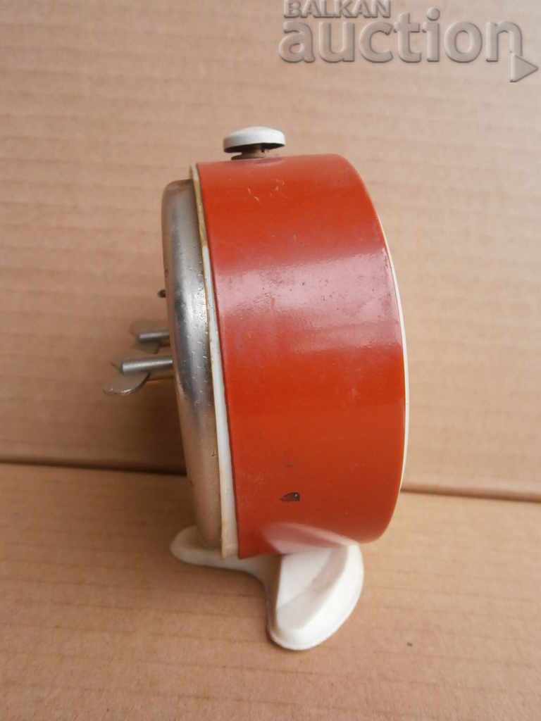 Auction Desktop clock, alarm clock Knight DOES NOT WORK Auction Desktop clock, alarm clock Knight DOES NOT WORK