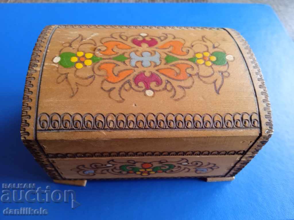 *$*Y*$* FRUMOASĂ CUTIE DIN LEMN PIROGRAFAT *$*Y*$* *$*Y*$* FRUMOASĂ CUTIE DIN LEMN PIROGRAFAT *$*Y*$*