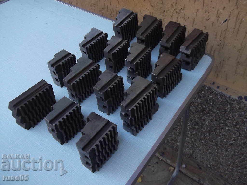 Delivery of Lot of 15 pcs. the set of jaws for a three-jaw universal Delivery of Lot of 15 pcs. the set of jaws for a three-jaw universal