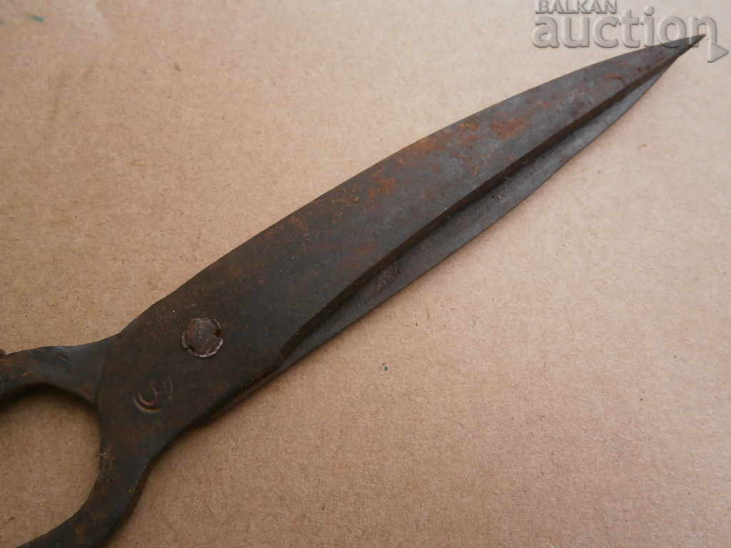 Renaissance forged scissors primitive scissors with price 25.00 BGN | € 12.78 Renaissance forged scissors primitive scissors with price 25.00 BGN | € 12.78