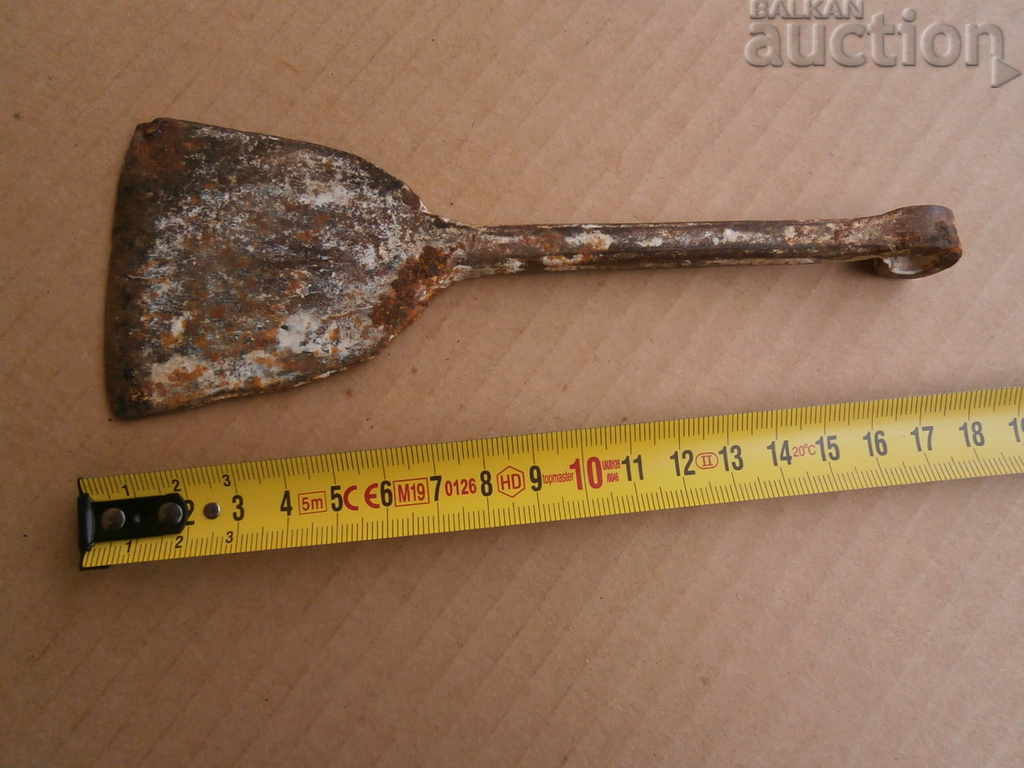 Delivery of a primitive scent, a gourd, a gourd, a wicker forged iron Delivery of a primitive scent, a gourd, a gourd, a wicker forged iron