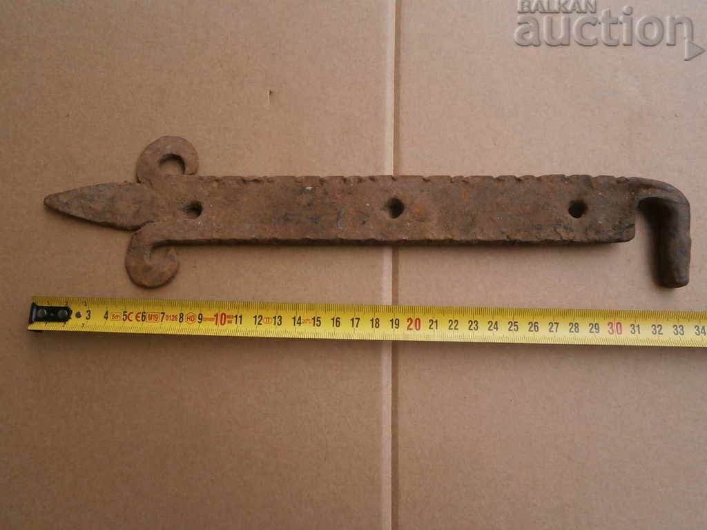 old wrought iron hinge for oak door with price 41.00 BGN | € 20.96 old wrought iron hinge for oak door with price 41.00 BGN | € 20.96