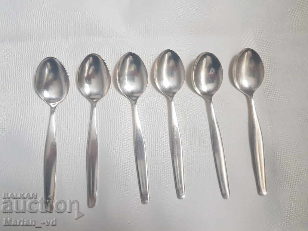 Auction Silver-plated teaspoons - 6 pieces Auction Silver-plated teaspoons - 6 pieces